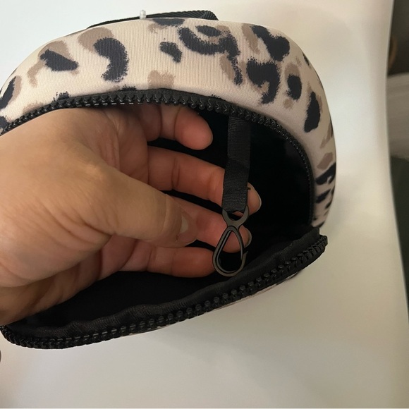 🐆 Reebok Leopard Print Mini Backpack | Neutral Activewear Street Style Bag - Picture 7 of 11